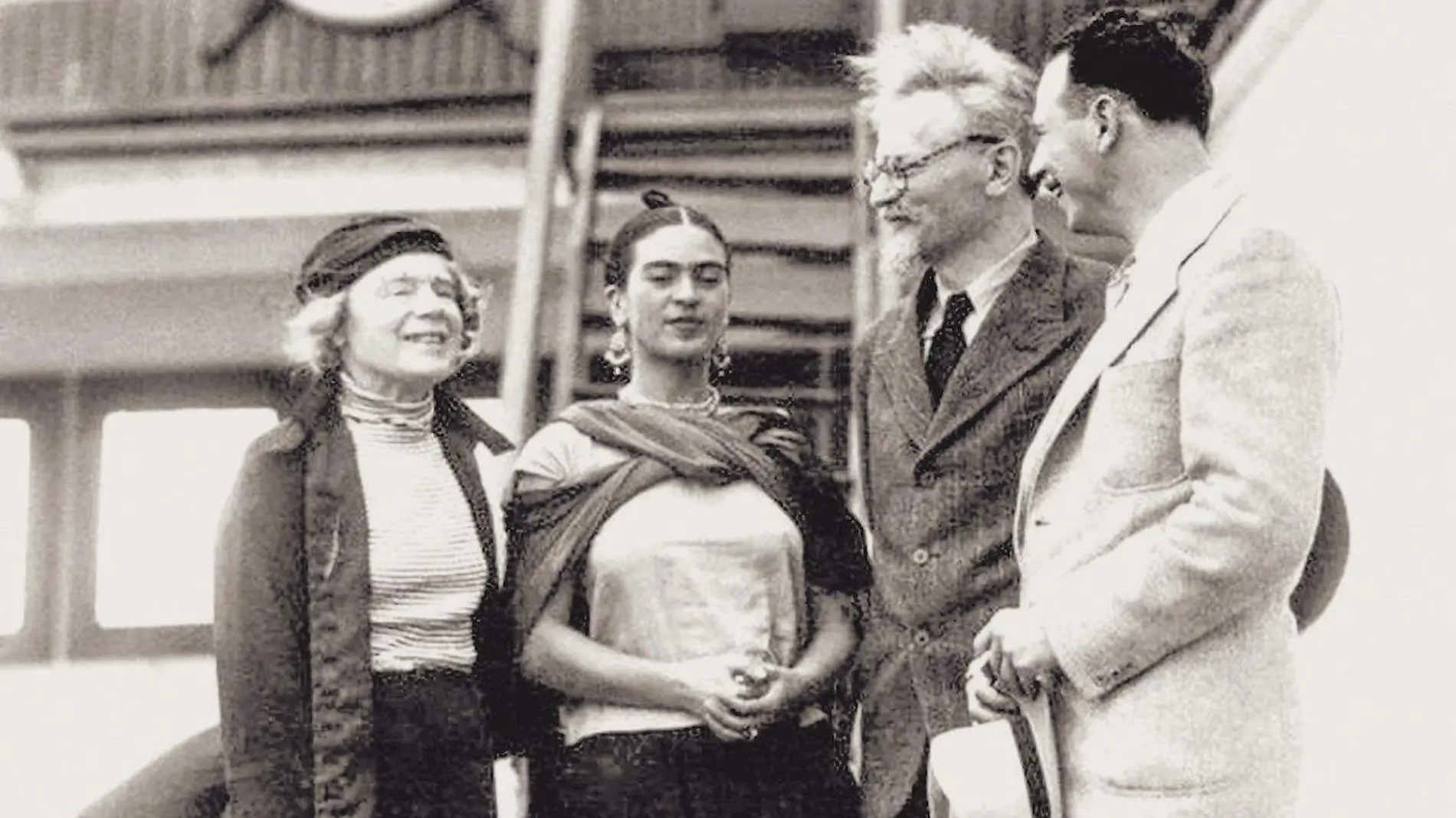 Trotsky fue recibido en Tampico por Frida Kahlo Archivo Casasola Fototeca Puebla (1)